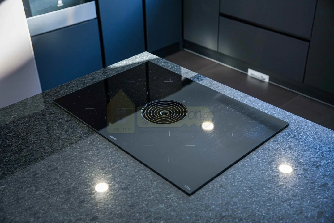 Moradia T4 para Venda em Guia Foto 25