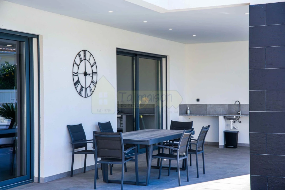 Moradia T4 para Venda em Guia Foto 34