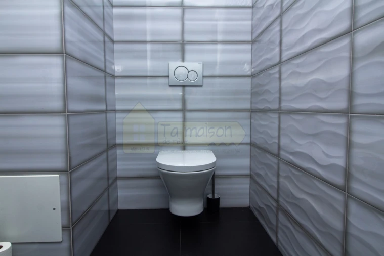 Moradia T4 para Venda em Guia Foto 22