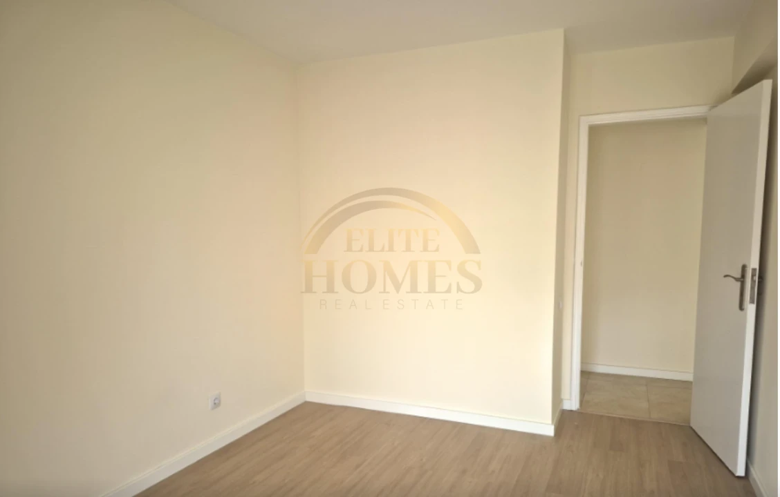 Apartamento T2 para Venda em Algueirão-Mem Martins Foto 8