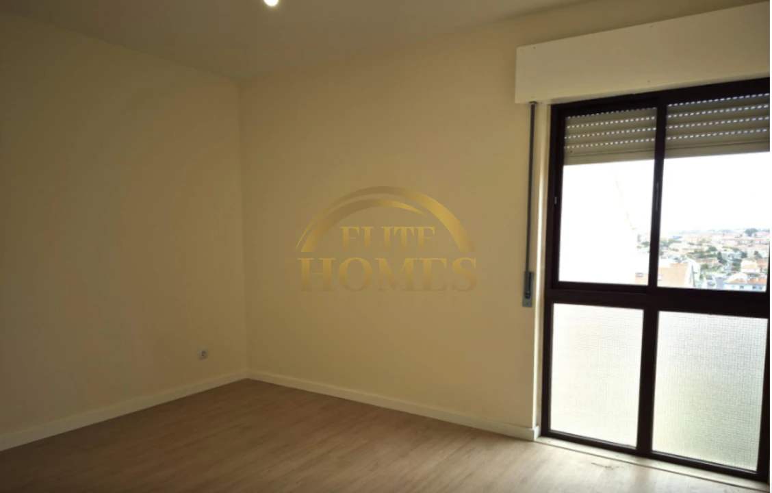 Apartamento T2 para Venda em Algueirão-Mem Martins Foto 23