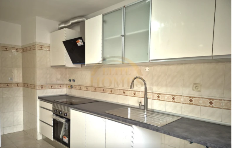 Apartamento T2 para Venda em Algueirão-Mem Martins Foto 18