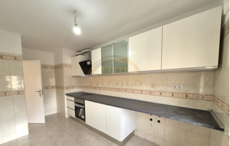 Apartamento T2 para Venda em Algueirão-Mem Martins Foto 17