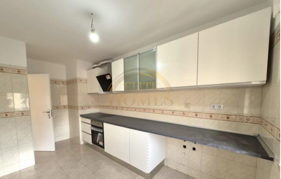 Apartamento T2 para Venda em Algueirão-Mem Martins Foto 17