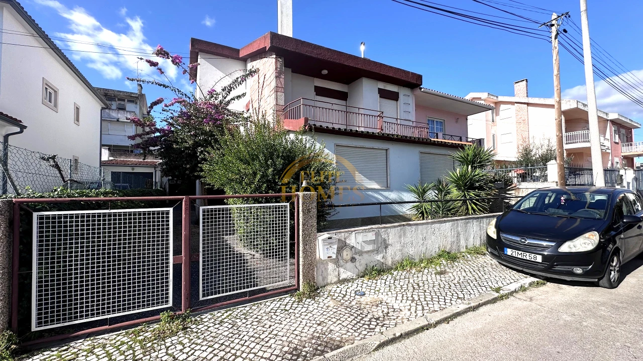 Moradia T6 para Venda em Loures Foto 2