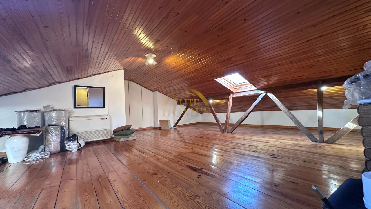 Moradia T6 para Venda em Loures Foto 7