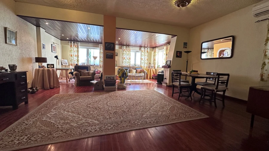 Moradia T6 para Venda em Loures Foto 36