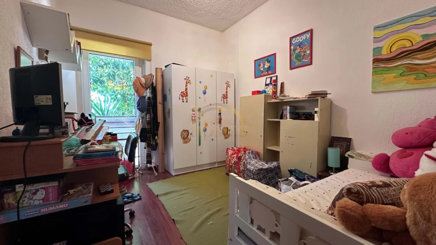 Moradia T6 para Venda em Loures Foto 40