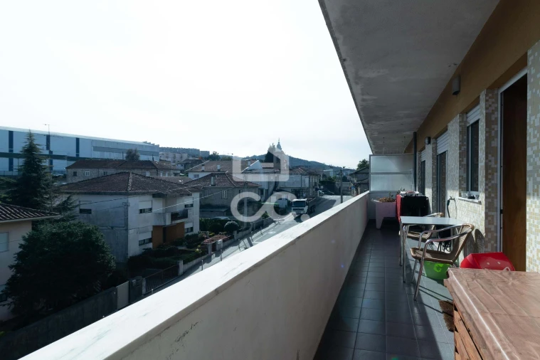 Apartamento T2 para Venda em Azurem Foto 10