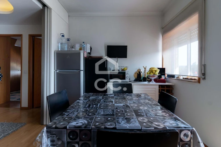 Apartamento T2 para Venda em Azurem Foto 6