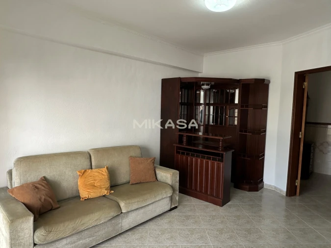 Apartamento T3 para Arrendamento em Lagos (São Sebastião e Santa Maria) Foto 2