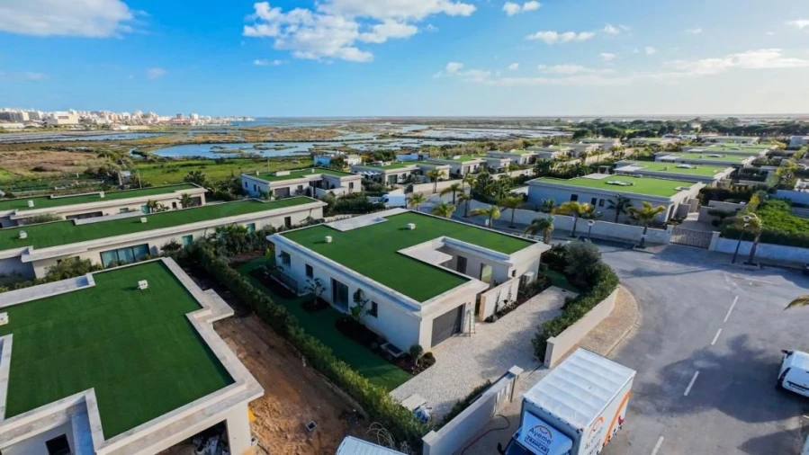 Moradia T3 para Venda em Montenegro Foto 17