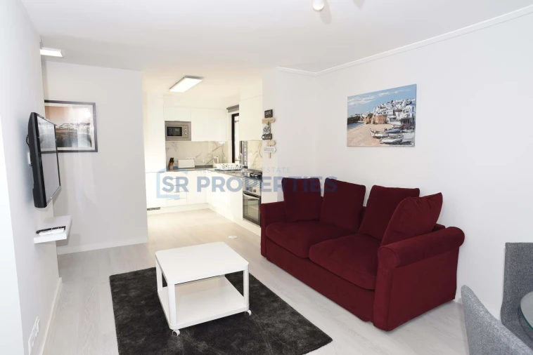 Apartamento T1 para Venda em Quarteira Foto 6