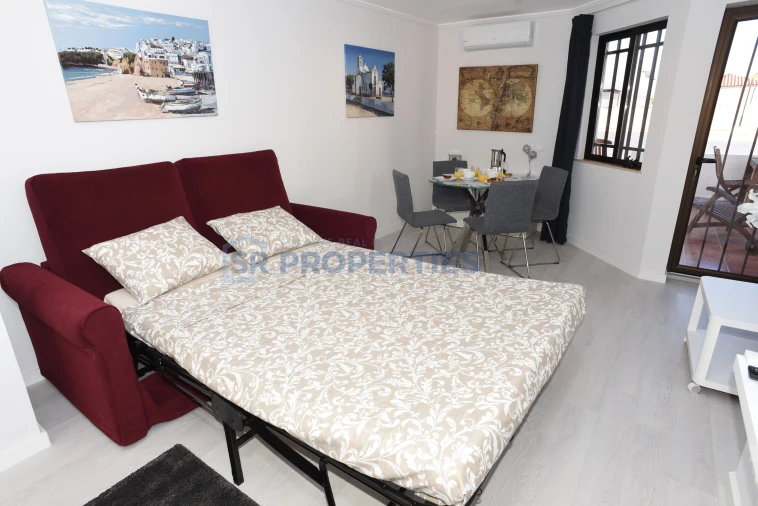 Apartamento T1 para Venda em Quarteira Foto 18