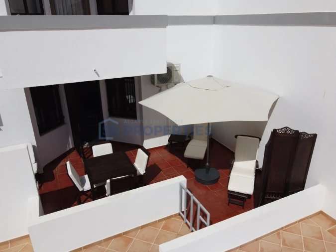 Apartamento T1 para Venda em Quarteira Foto 8