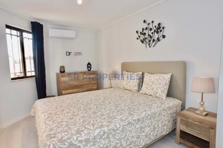 Apartamento T1 para Venda em Quarteira Foto 15