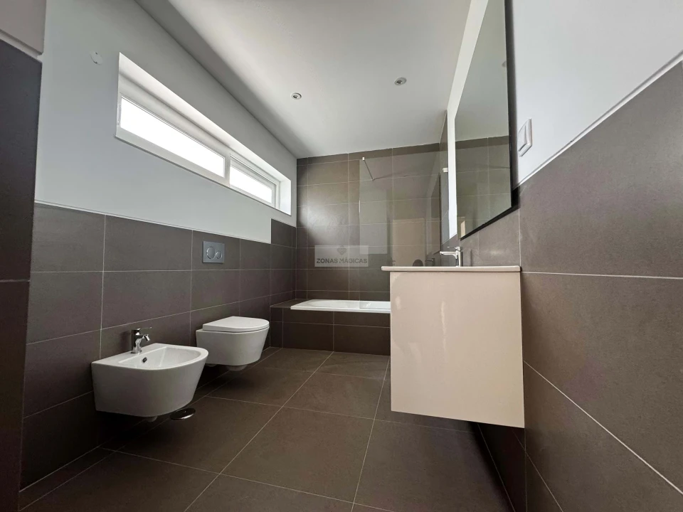 Moradia T3 para Venda em Vila de Sagres Foto 4