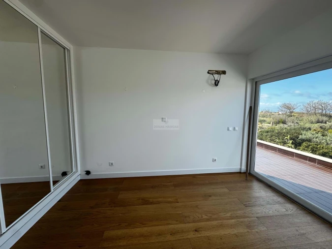 Moradia T3 para Venda em Vila de Sagres Foto 6