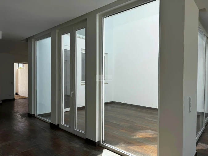 Moradia T3 para Venda em Vila de Sagres Foto 13