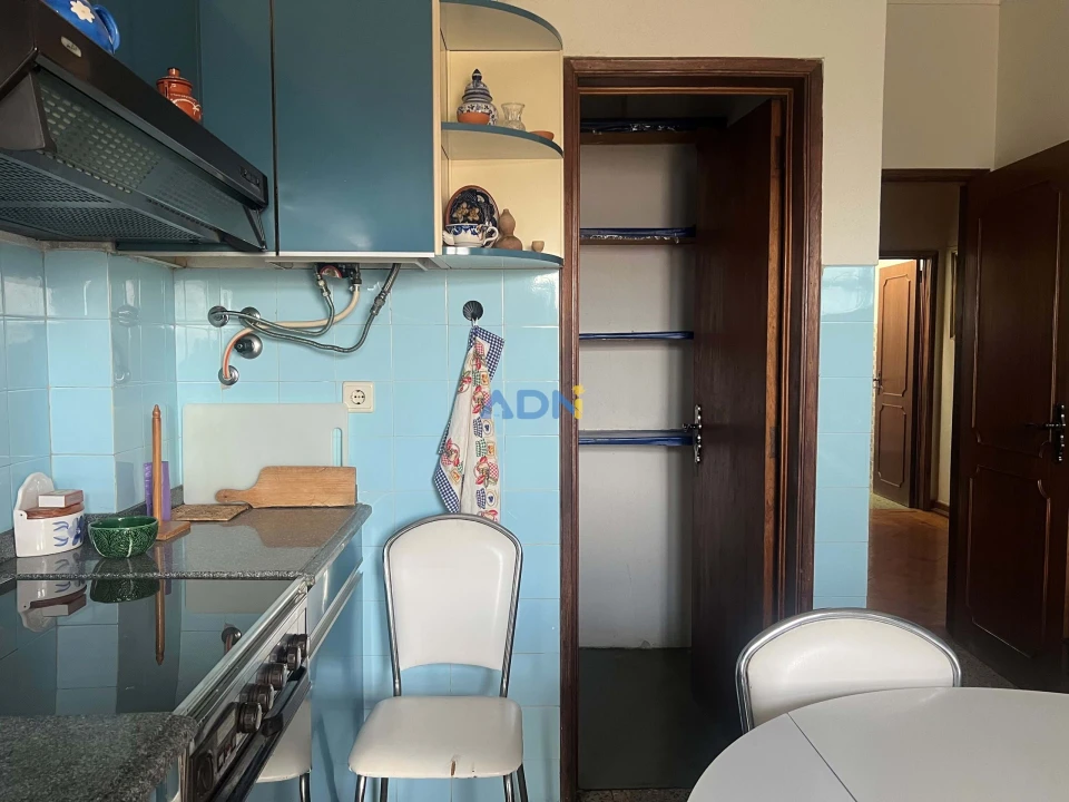 Apartamento T4 para Venda em Castelo Branco Foto 7