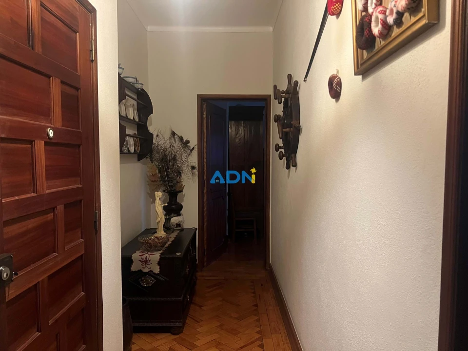 Apartamento T4 para Venda em Castelo Branco Foto 13