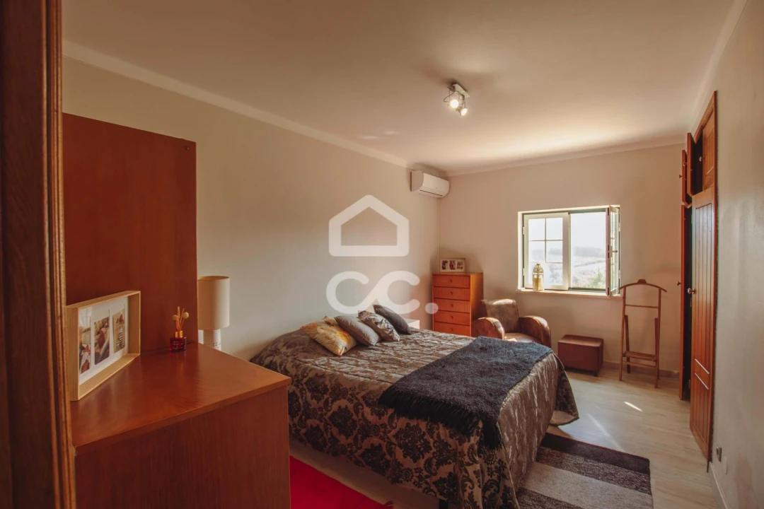 Moradia T3 para Venda em Cadaval e Pêro Moniz Foto 16