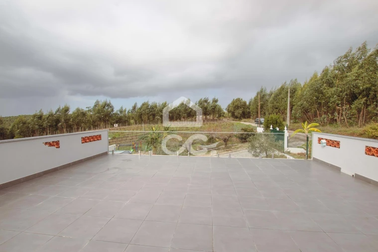 Moradia T3 para Venda em Cadaval e Pêro Moniz Foto 21