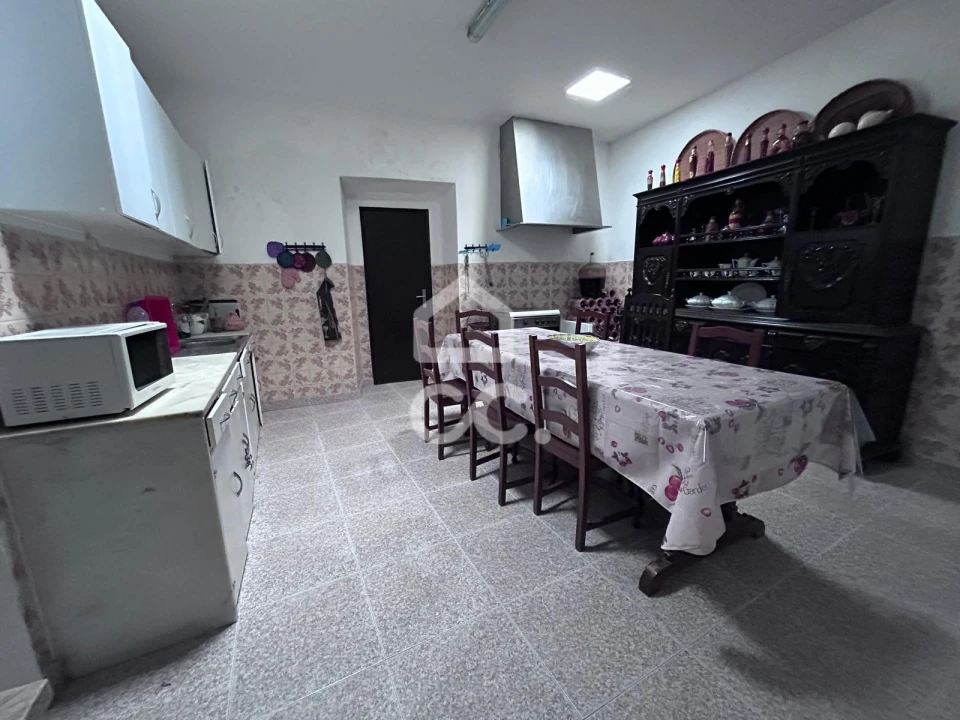 Moradia T6 para Venda em Roliça Foto 5