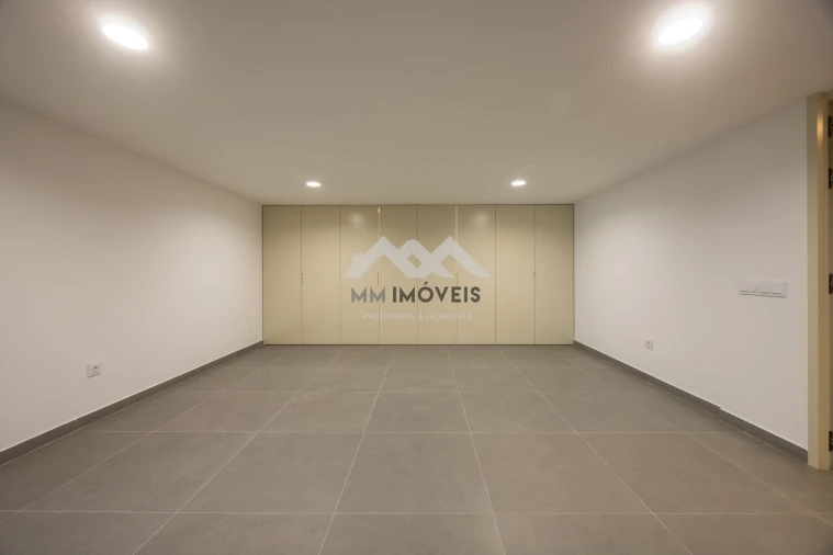 Moradia T5 para Venda em Canidelo Foto 63