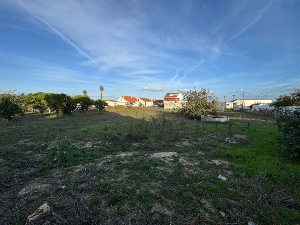 Terreno para Venda em Atalaia e Alto Estanqueiro-Jardia Foto 1