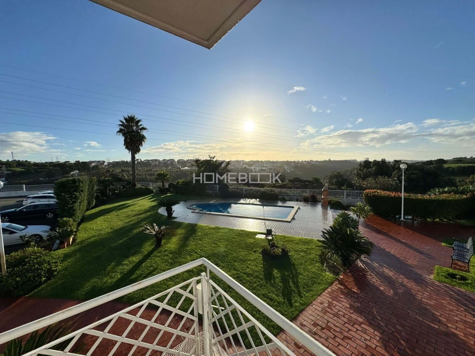 Apartamento T3 para Venda em São Domingos de Rana Foto 4