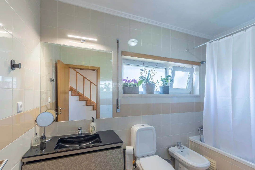 Apartamento T3 para Venda em São Domingos de Rana Foto 17