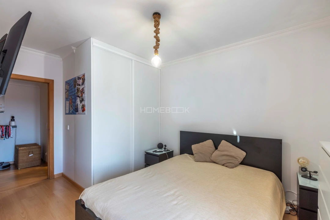 Apartamento T3 para Venda em São Domingos de Rana Foto 24