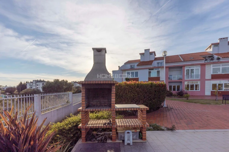 Apartamento T3 para Venda em São Domingos de Rana Foto 38