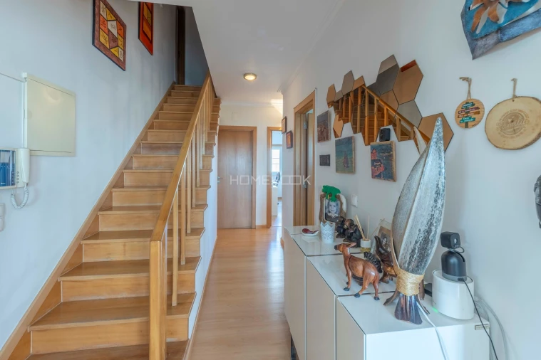 Apartamento T3 para Venda em São Domingos de Rana Foto 20