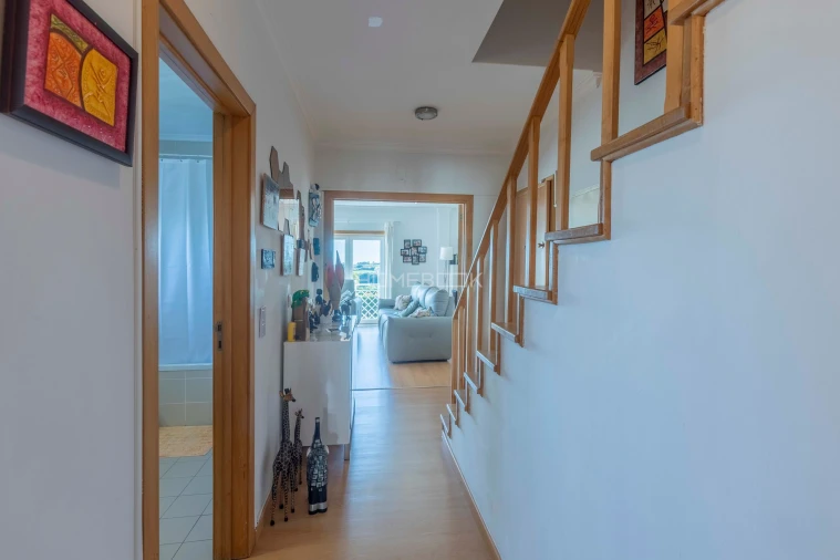 Apartamento T3 para Venda em São Domingos de Rana Foto 19