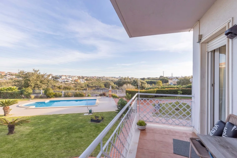 Apartamento T3 para Venda em São Domingos de Rana Foto 7