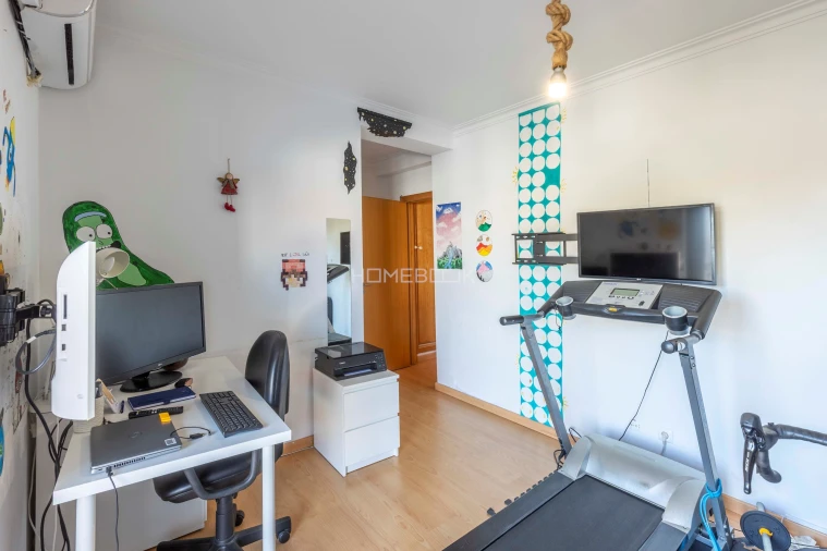 Apartamento T3 para Venda em São Domingos de Rana Foto 15