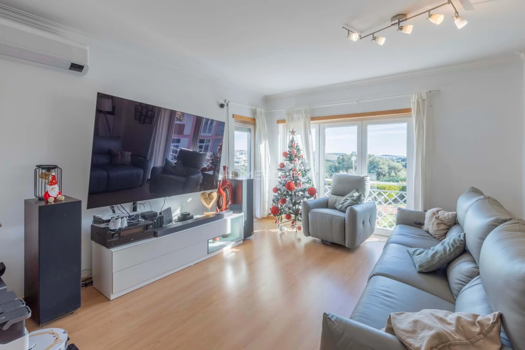 Apartamento T3 para Venda em São Domingos de Rana Foto 7