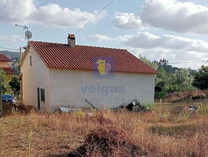 Moradia T3 para Venda em Vila Cã Foto 4