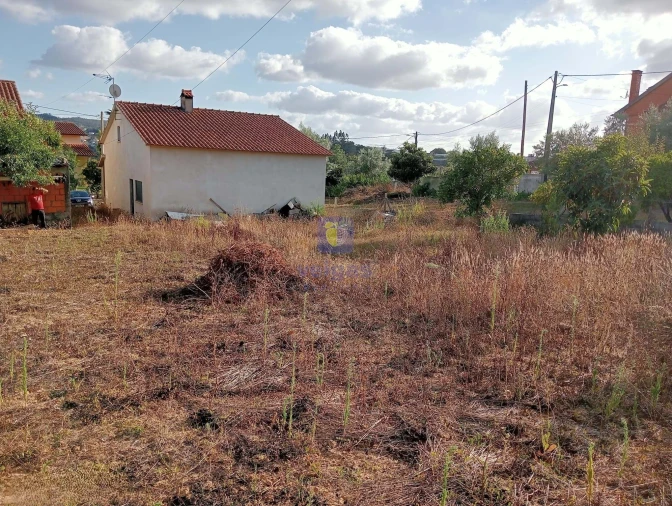 Moradia T3 para Venda em Vila Cã Foto 4