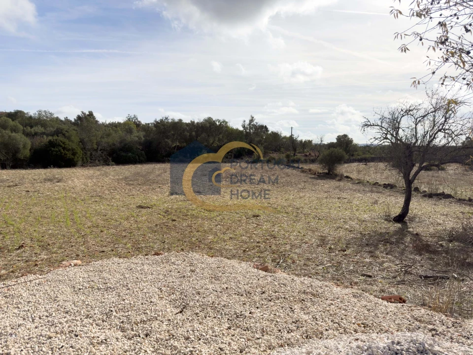 Moradia T4 para Venda em São Bartolomeu de Messines Foto 31