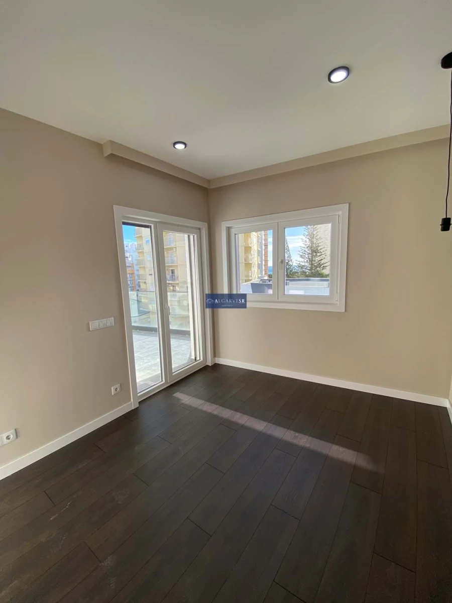 Apartamento T2 para Venda em Armação de Pera Foto 14