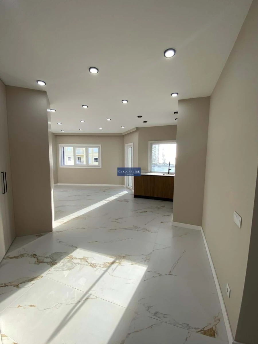 Apartamento T2 para Venda em Armação de Pera Foto 6