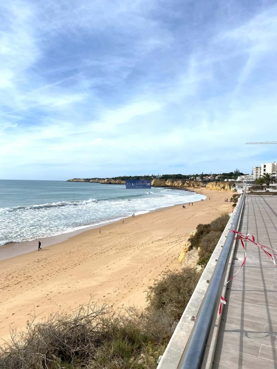 Apartamento T2 para Venda em Armação de Pera Foto 24