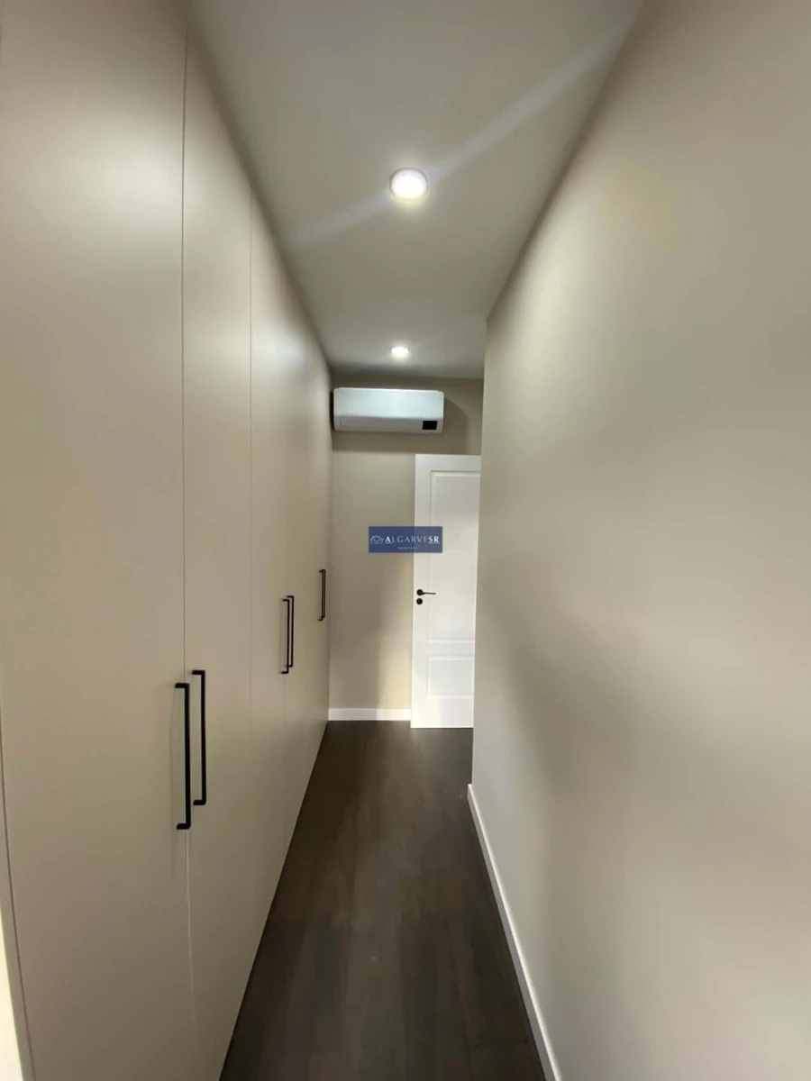 Apartamento T2 para Venda em Armação de Pera Foto 11