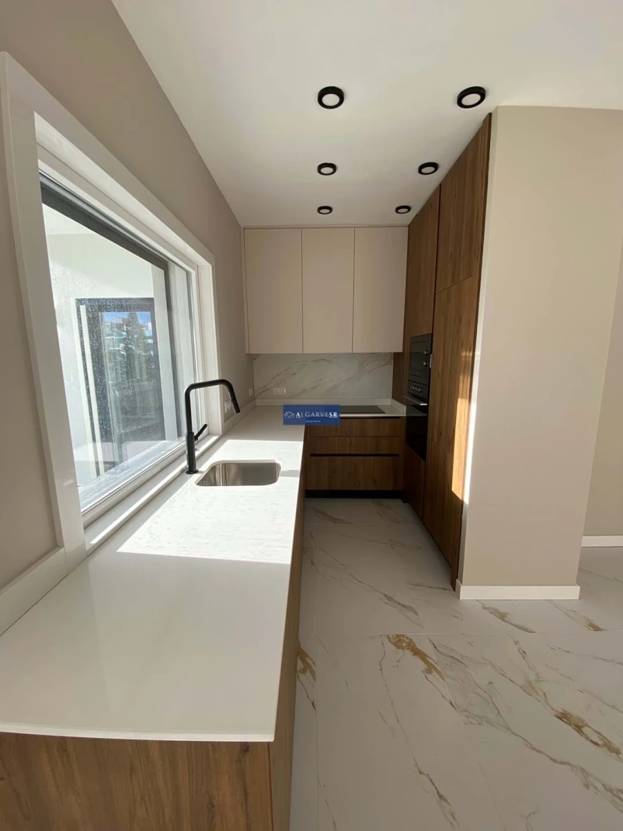 Apartamento T2 para Venda em Armação de Pera Foto 8