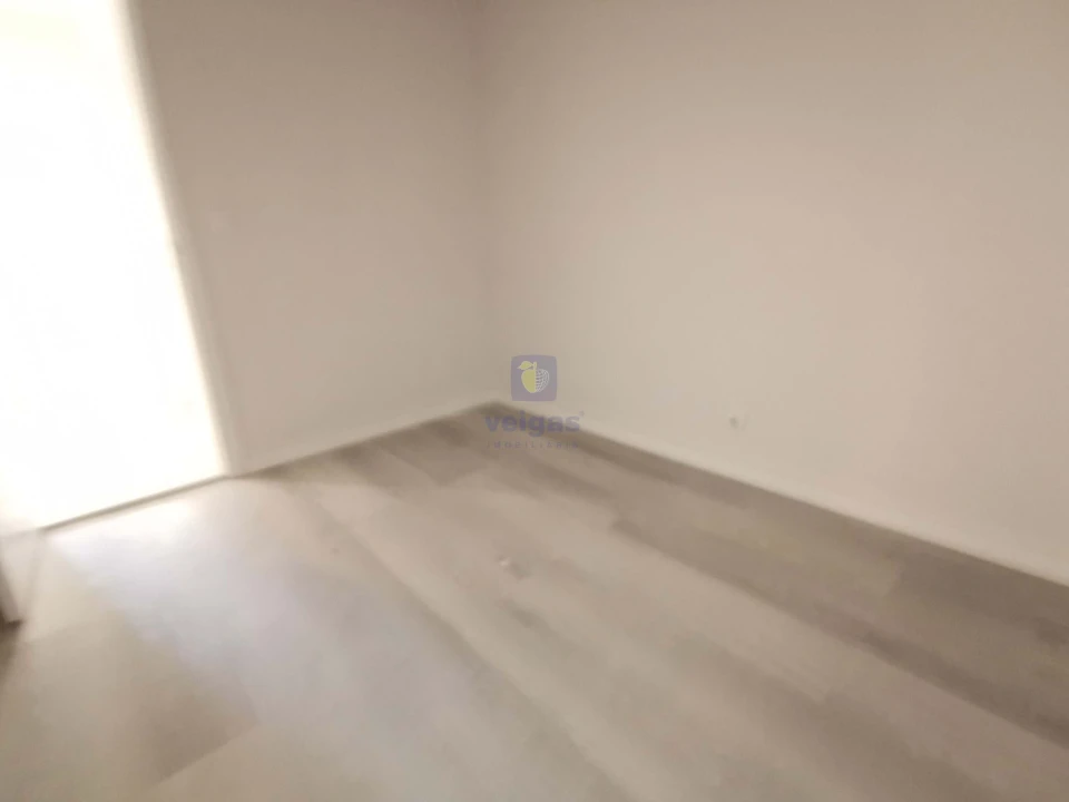 Apartamento T2 para Venda em Benfica Foto 13