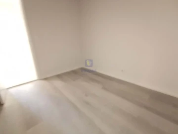 Apartamento T2 para Venda em Benfica