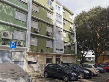 Apartamento T2 para Venda em Benfica